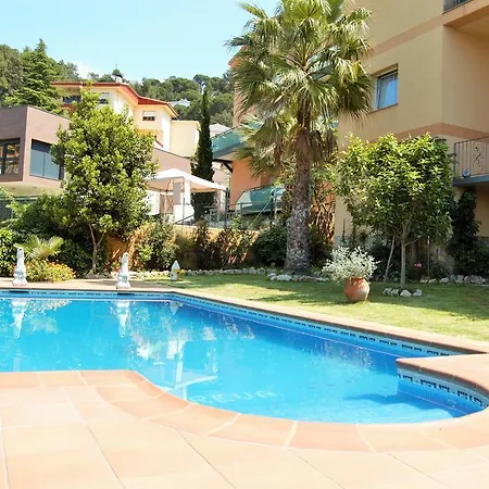 Villa 2pau - *