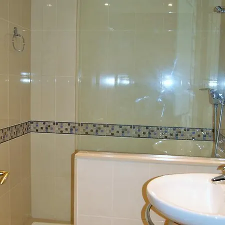 Villa 2pau -