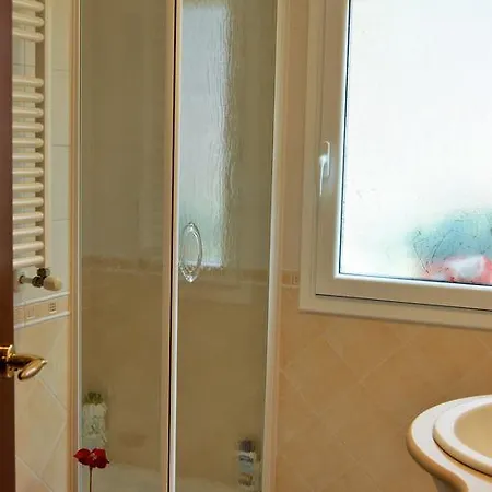 2pau - Lloret de Mar