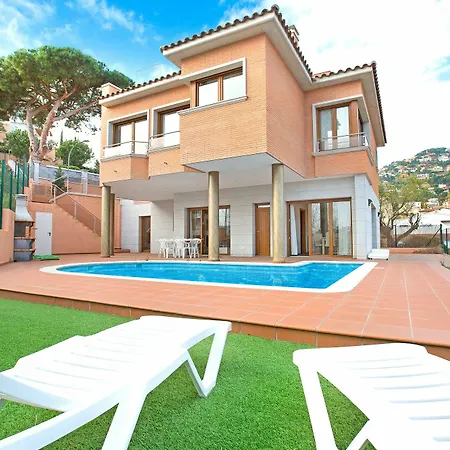 2pau - Villa Lloret de Mar