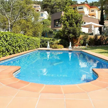 Villa 2pau -