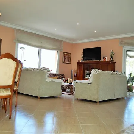 Villa 2pau - *