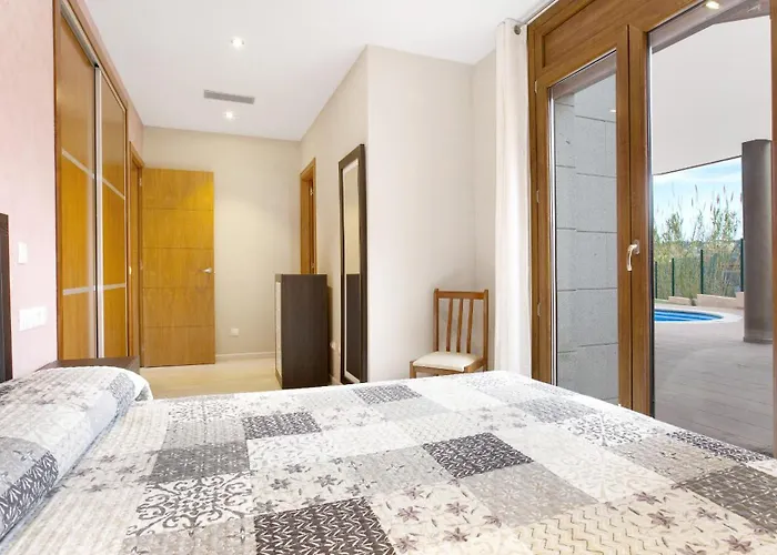 2pau - ヴィラ リョレート・デ・マル